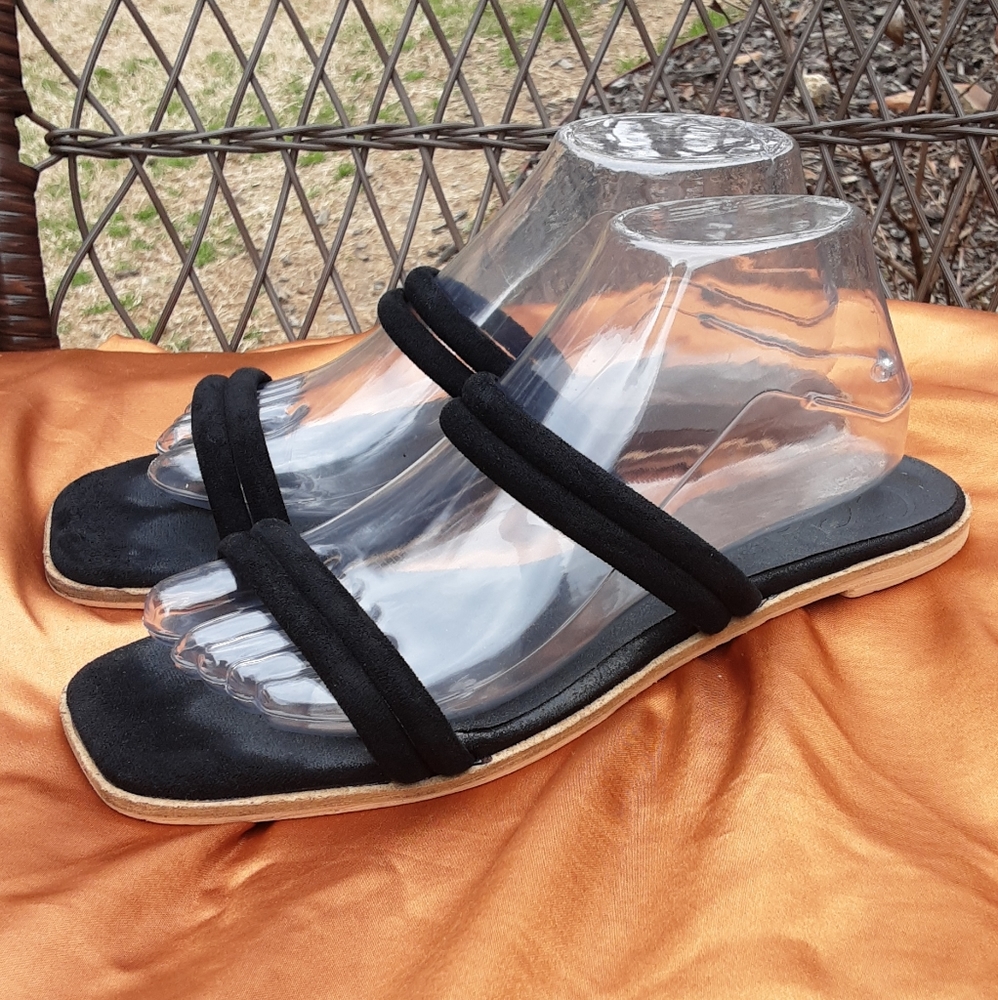 Ccocci Black Flats Sandal Size 8.